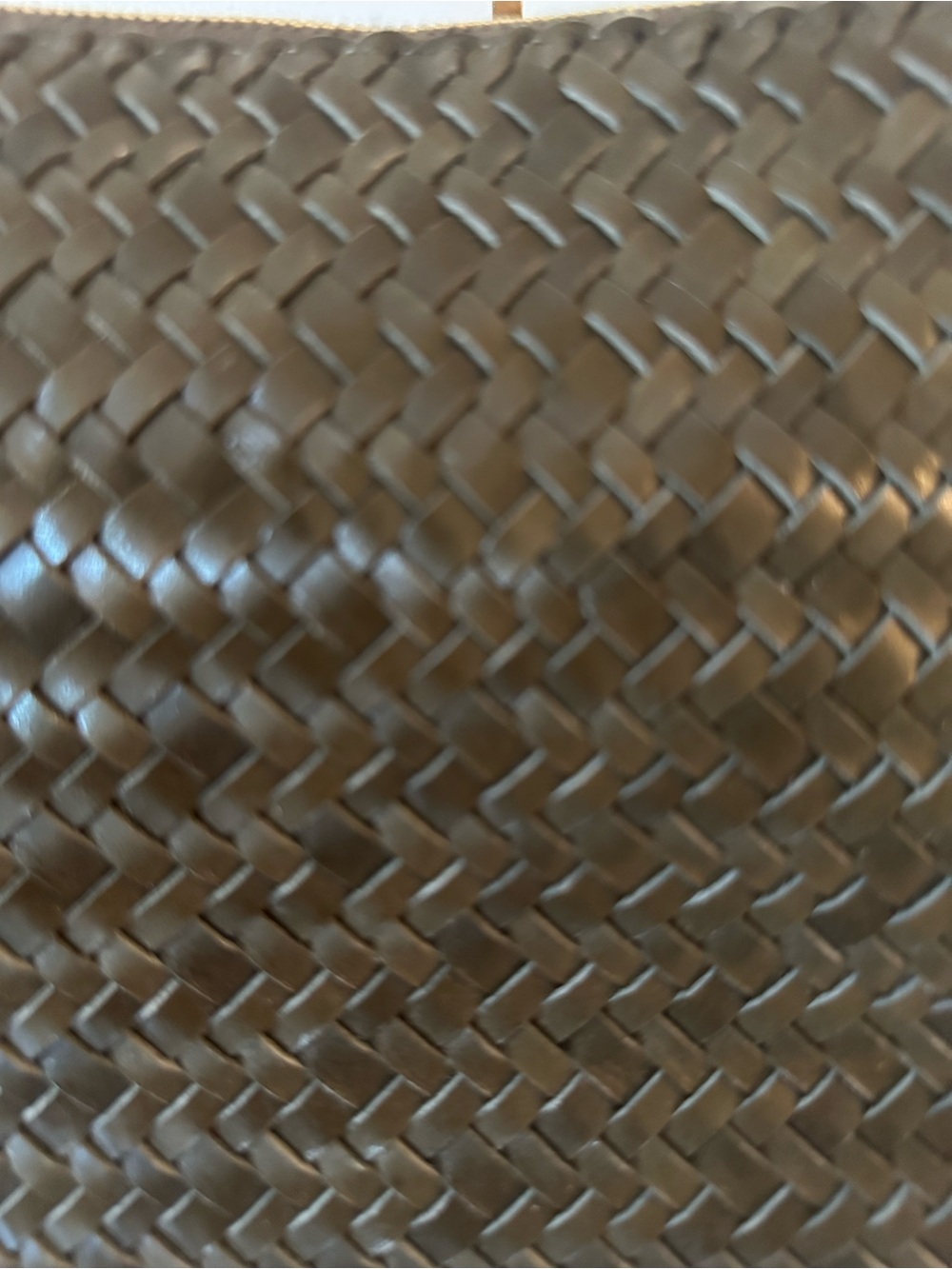 Madewell - the Signature Woven Leather Collection- faded olive leather shoulder - Picture 5 of 10